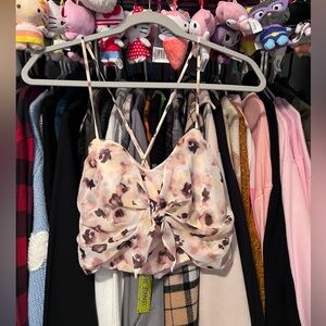 NWT Gianni Bini Floral Cropped Tank